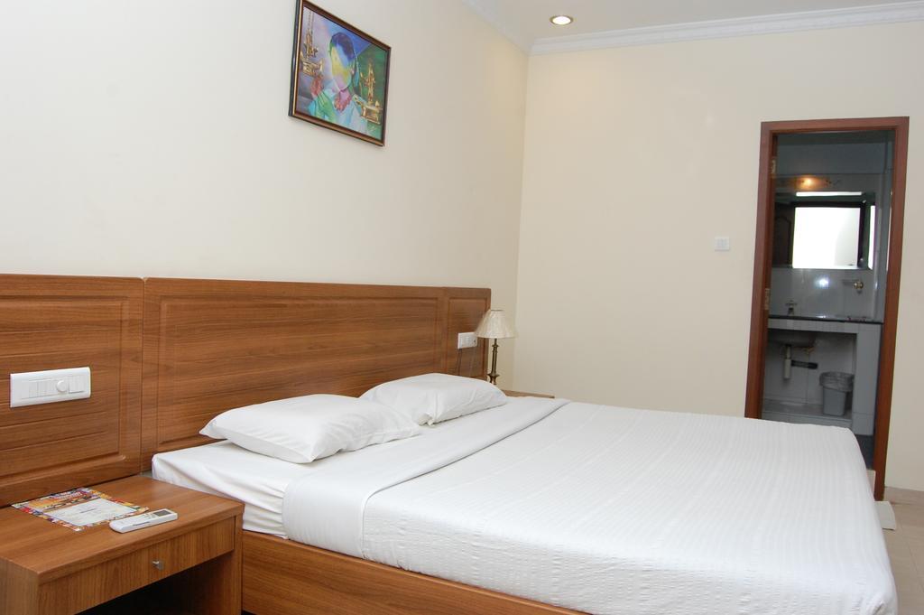 Hotel Sona'S Tiruchirappalli الغرفة الصورة